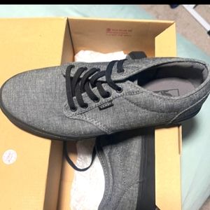 Brand new never wore New Era Vans in the box